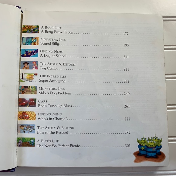 Disney Storybook Collection - Picture 4 of 9